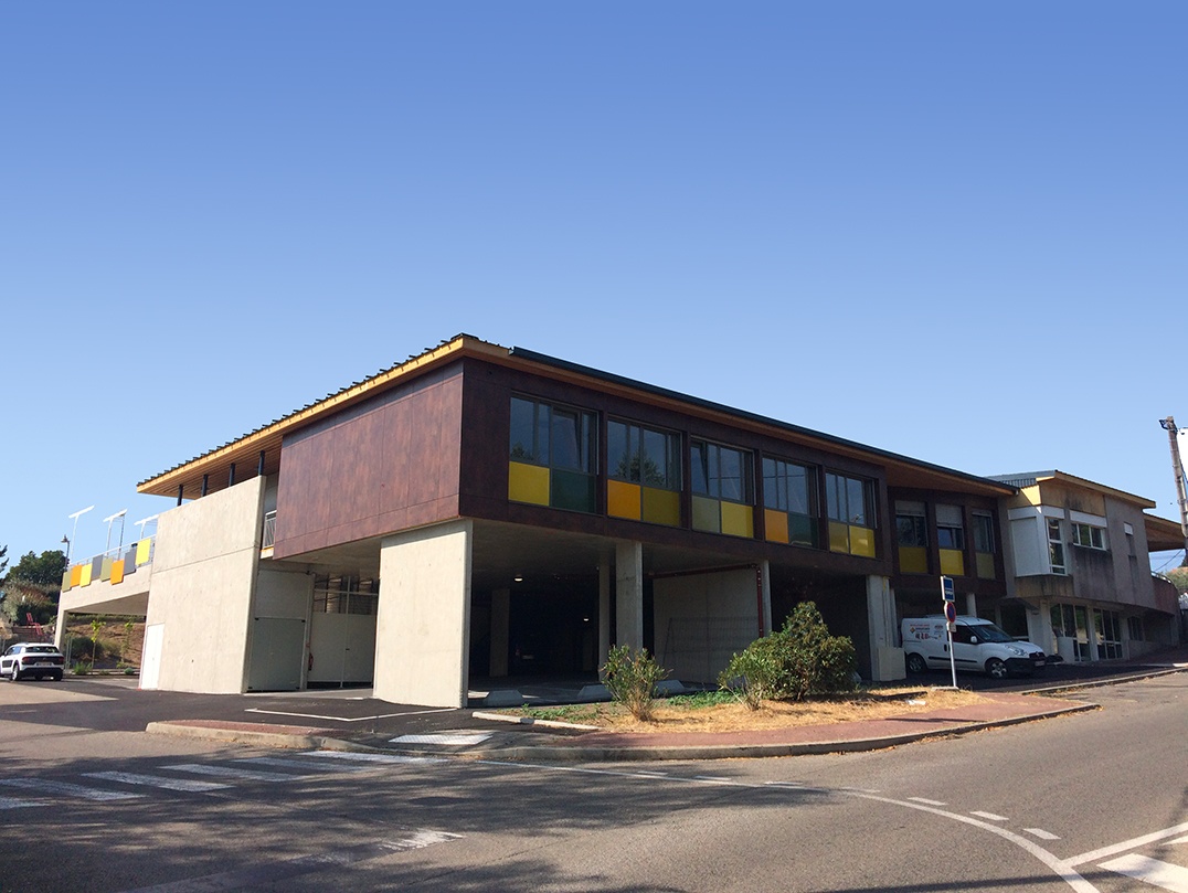 Ecole SEDF- Vue Nord Est Ecole SEDF- Vue Nord Est tamtam architecture